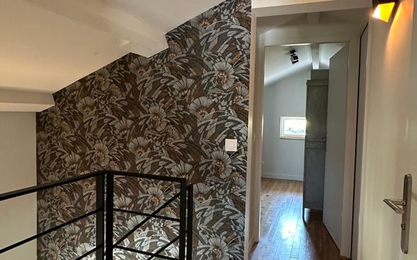 Maison à vendre    6 pièces •  Saint-Agnant