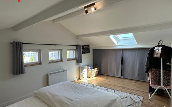 Maison à vendre    6 pièces •  Saint-Agnant