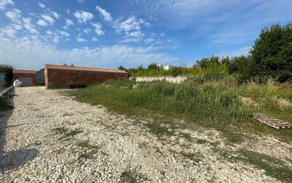 Terrain à vendre    Le Château-d'Oléron