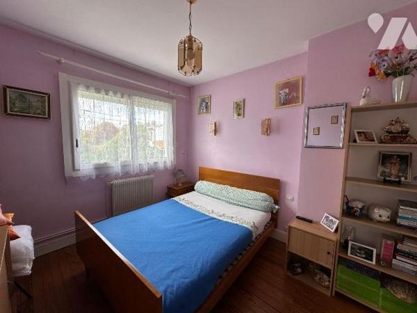 A vendre à PESSAC (33600), quartier Haut Brion-Brivazac, à 5mn à pied de la nouvelle gare de la...