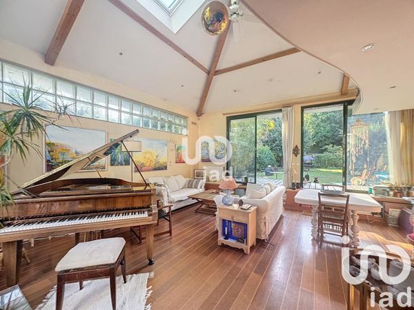 Maison d’architecte 12 pièces de 263 m² à Le Perreux-sur-Marne (94170)