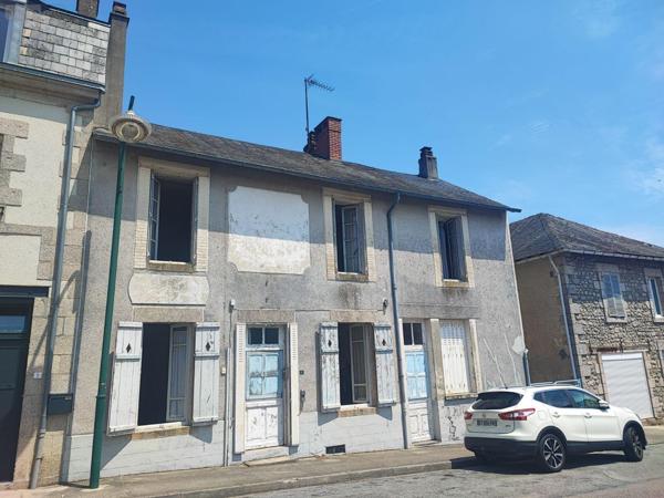 Immeuble à vendre à La Jonchère-Saint-Maurice en Haute-Vienne (87340), ref : MGC/906