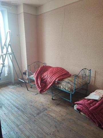 Immeuble à vendre à La Jonchère-Saint-Maurice en Haute-Vienne (87340), ref : MGC/906