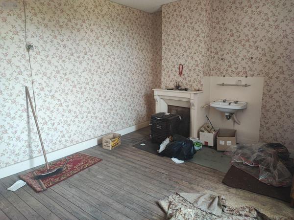 Immeuble à vendre à La Jonchère-Saint-Maurice en Haute-Vienne (87340), ref : MGC/906