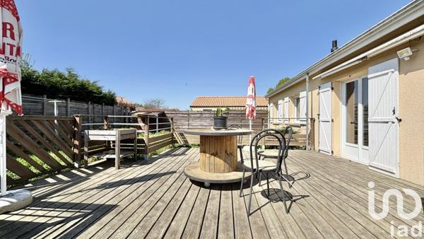 Maison traditionnelle 4 pièces de 82 m² à Listrac-Médoc (33480)