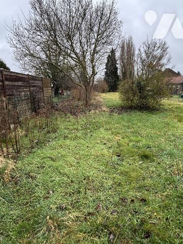 SECLIN Maison 3 chambres et jardin à rénover