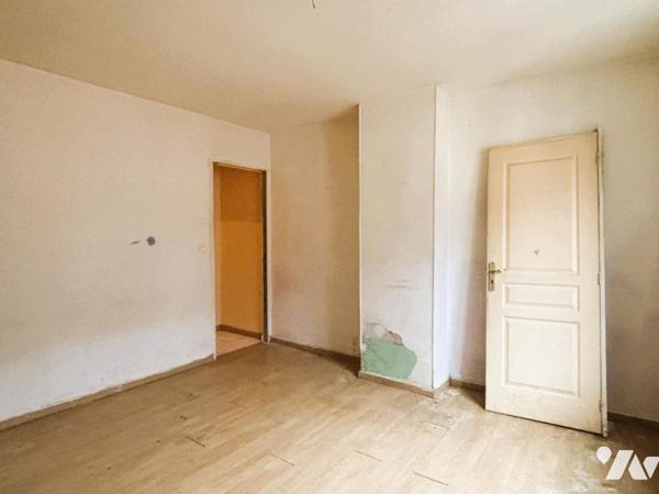 SECLIN Maison 3 chambres et jardin à rénover