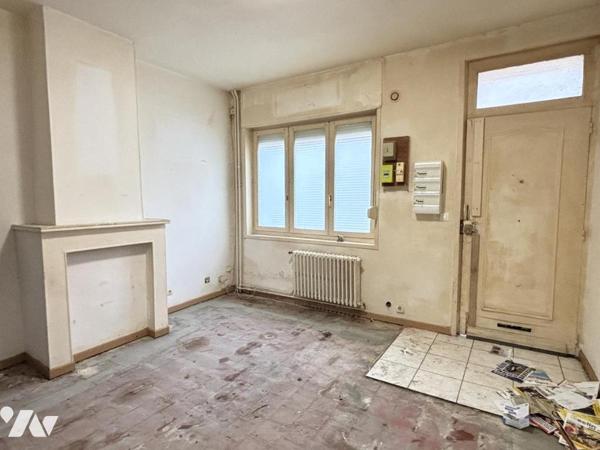 SECLIN Maison 3 chambres et jardin à rénover