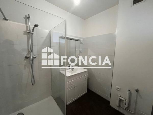 Location Appartement 3 pièces 77.58 m² - 60 RUE RENE GOSCINNY Angouleme 16000