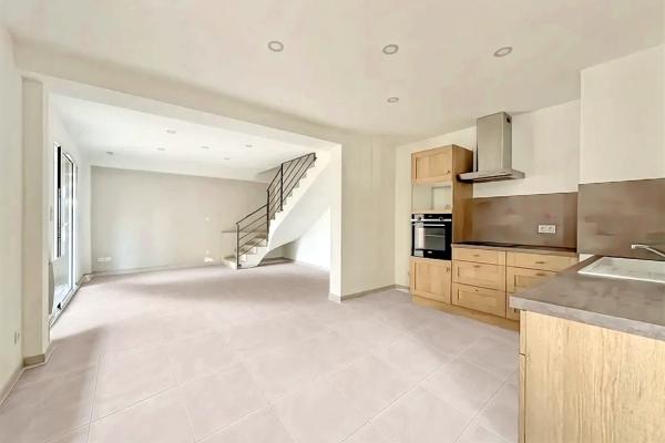 Bédarrides (84370) Maison 3 pièces avec garage