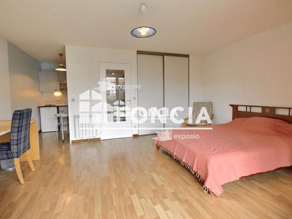 Location Studio meublé 31.09 m² - ZAC DU CHAMANDIER Gieres 38610