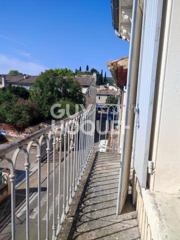 Maison de Village type 7 de 158 m² avec piscine, cour intérieure et terrasse