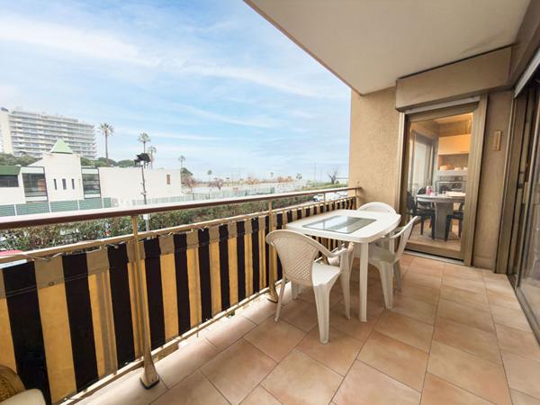 Apt La Bocca 2 pièce(s) 48.01 m2 LOCATION MEUBLEE