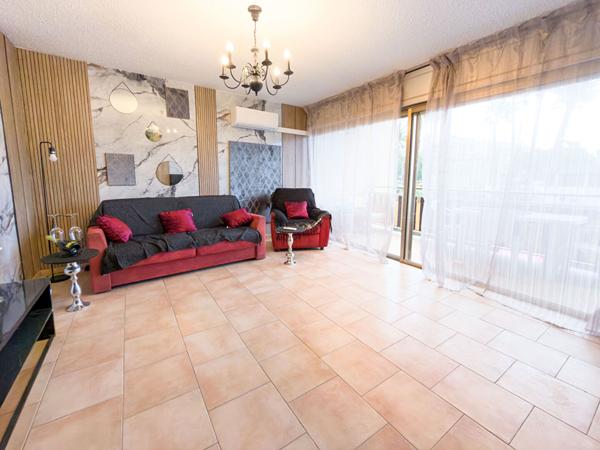 Apt La Bocca 2 pièce(s) 48.01 m2 LOCATION MEUBLEE