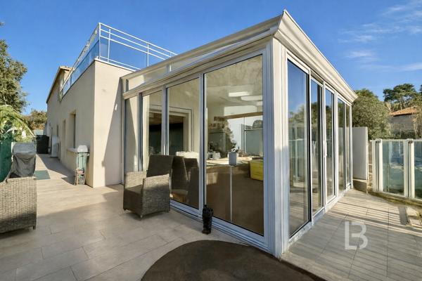 Luxueux appartement 4 pièces en rez de jardin à vendre en exclusivité à Mougins