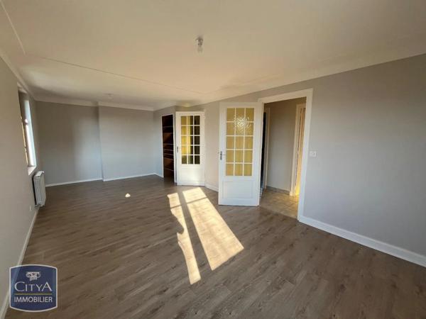 Maison à louer 6 pièces 131.38m² Saint-Chamond (42400)