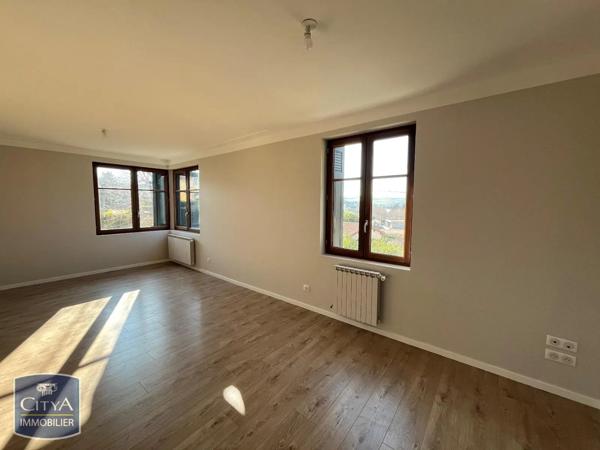 Maison à louer 6 pièces 131.38m² Saint-Chamond (42400)