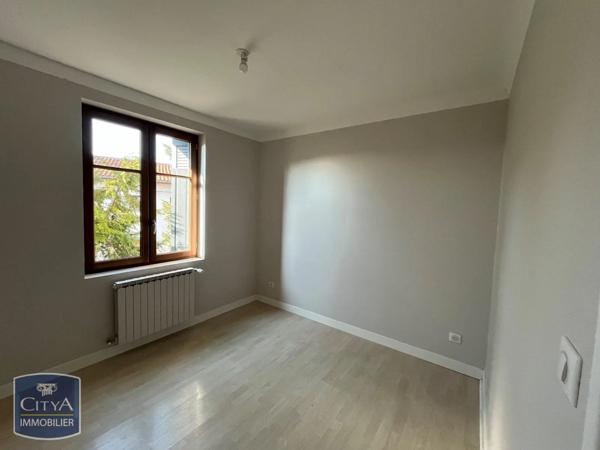 Maison à louer 6 pièces 131.38m² Saint-Chamond (42400)