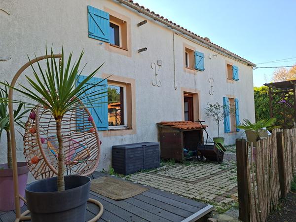 Maison + dépendances ST PERE EN RETZ