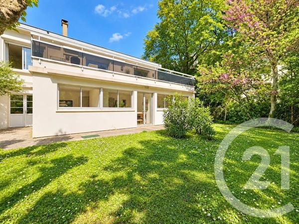 Maison à vendre  8 pièces - 238 m 2   BORDEAUX  - 33