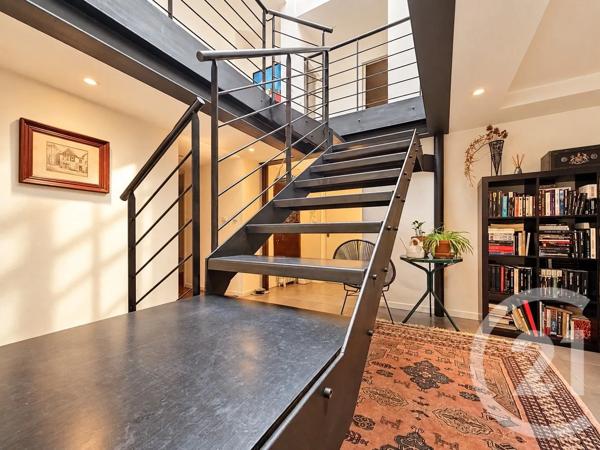 Maison à vendre  8 pièces - 238 m 2   BORDEAUX  - 33