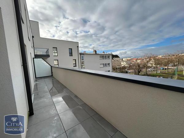 Appartement à louer 4 pièces 81.46m² Caen (14000)