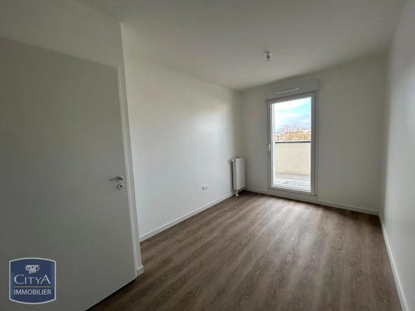 Appartement à louer 4 pièces 81.46m² Caen (14000)