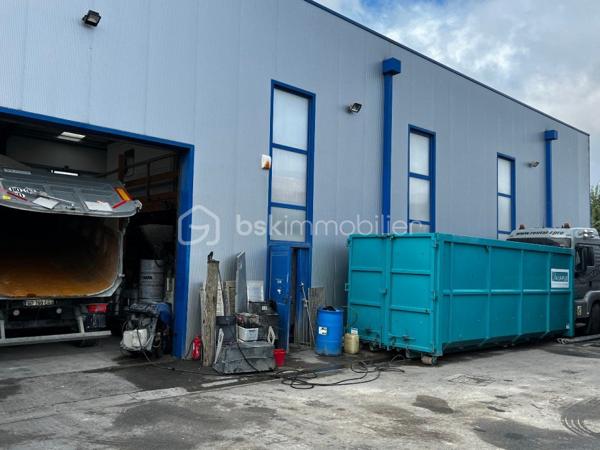 Local d'activité de 433 m²