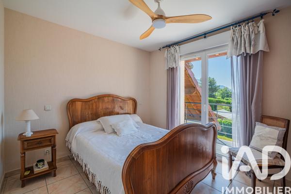 Maison (prestige) à vendre 6 pièces 184 m² Drumettaz-Clarafond