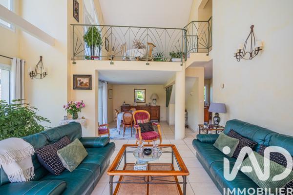 Maison (prestige) à vendre 6 pièces 184 m² Drumettaz-Clarafond