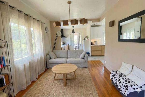 Appartement T3 avec terrasse et véranda