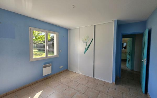 Maison à vendre    3 pièces •  Saint-Sernin