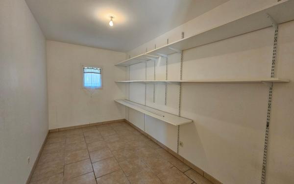 Maison à vendre    3 pièces •  Saint-Sernin