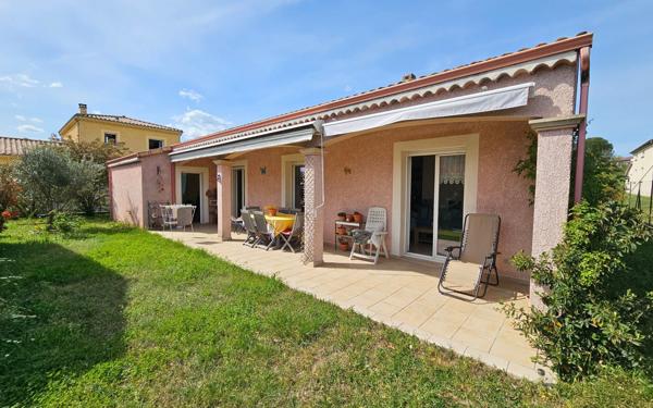 Maison à vendre    3 pièces •  Saint-Sernin