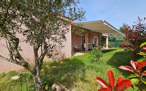 Maison à vendre    3 pièces •  Saint-Sernin