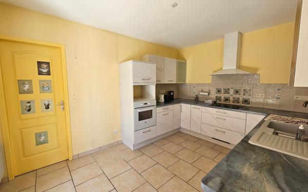 Maison à vendre    3 pièces •  Saint-Sernin