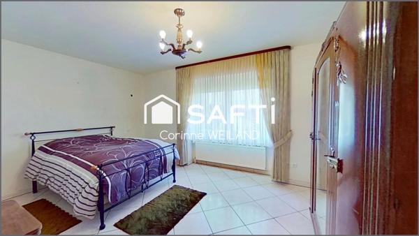 Immeuble de rapport situé à quelques mn de la frontière allemande et de la plateforme de Carling