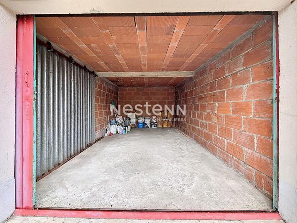 A VENDRE - GARAGE fermé