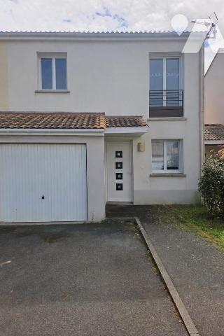 TroisCroix- Maison 3 chambres, garage
