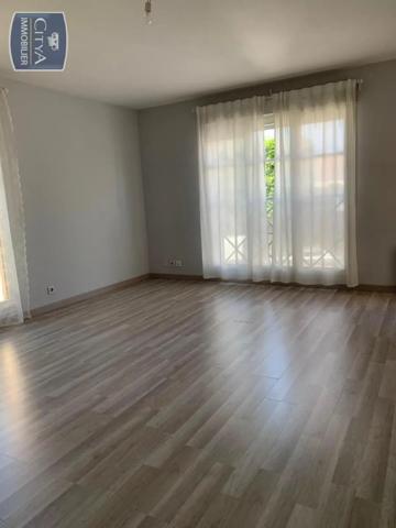 Appartement à louer 1 pièce 38.32m²