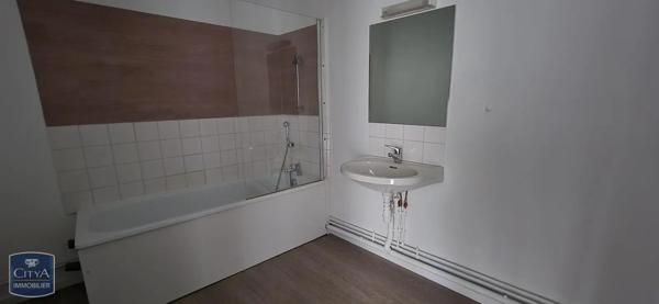 Appartement à louer 4 pièces 101.84m²