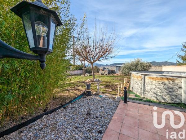 Maison traditionnelle 5 pièces de 129 m² à Oraison (04700)