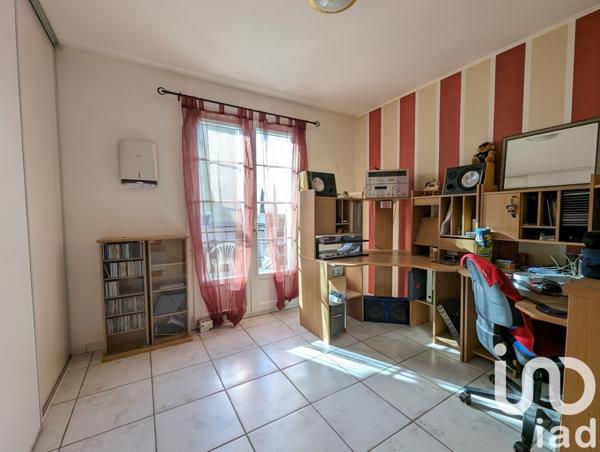 Maison traditionnelle 5 pièces de 129 m² à Oraison (04700)