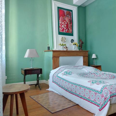 Maison à vendre 9 pièces MONTAUBAN (82) avec jardin et dépendance