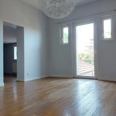 Maison à vendre 9 pièces MONTAUBAN (82) avec jardin et dépendance