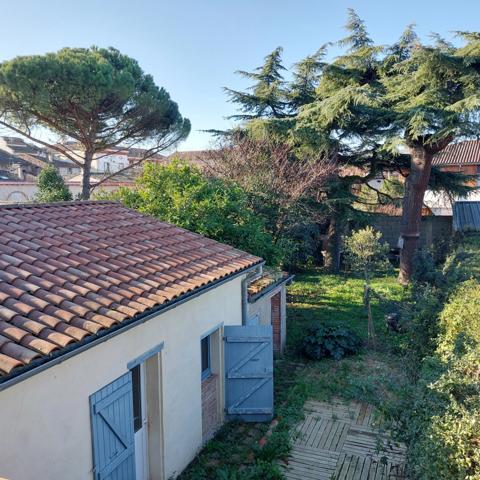 Maison à vendre 9 pièces MONTAUBAN (82) avec jardin et dépendance