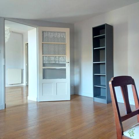 Maison à vendre 9 pièces MONTAUBAN (82) avec jardin et dépendance