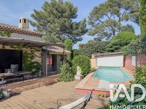 Maison à vendre 5 pièces 137 m² Le Pradet