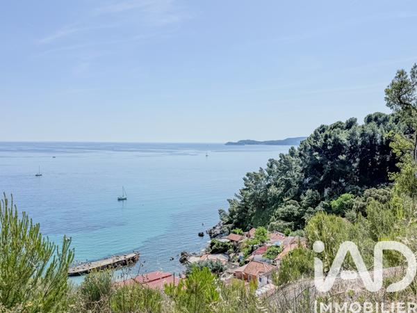 Maison à vendre 5 pièces 137 m² Le Pradet