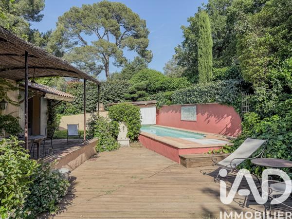 Maison à vendre 5 pièces 137 m² Le Pradet